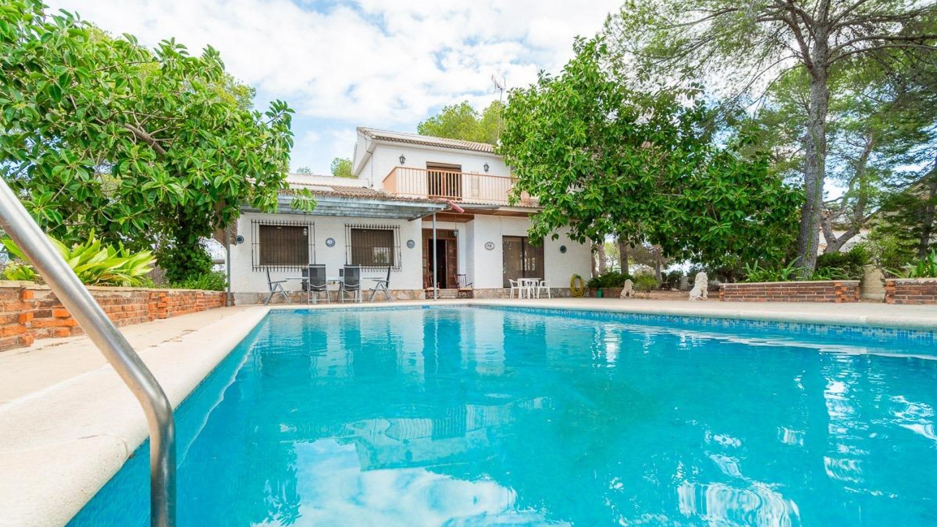 Sale - Town house -
Pilar de la Horadada - Pinar de Campoverde