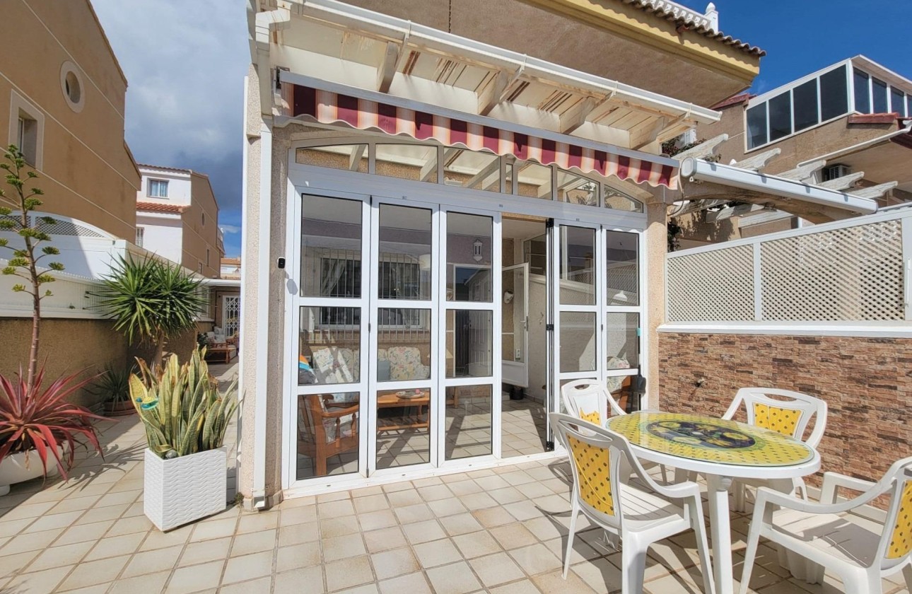 Sale - Town house -
Pilar de la Horadada - Torre de la Horadada