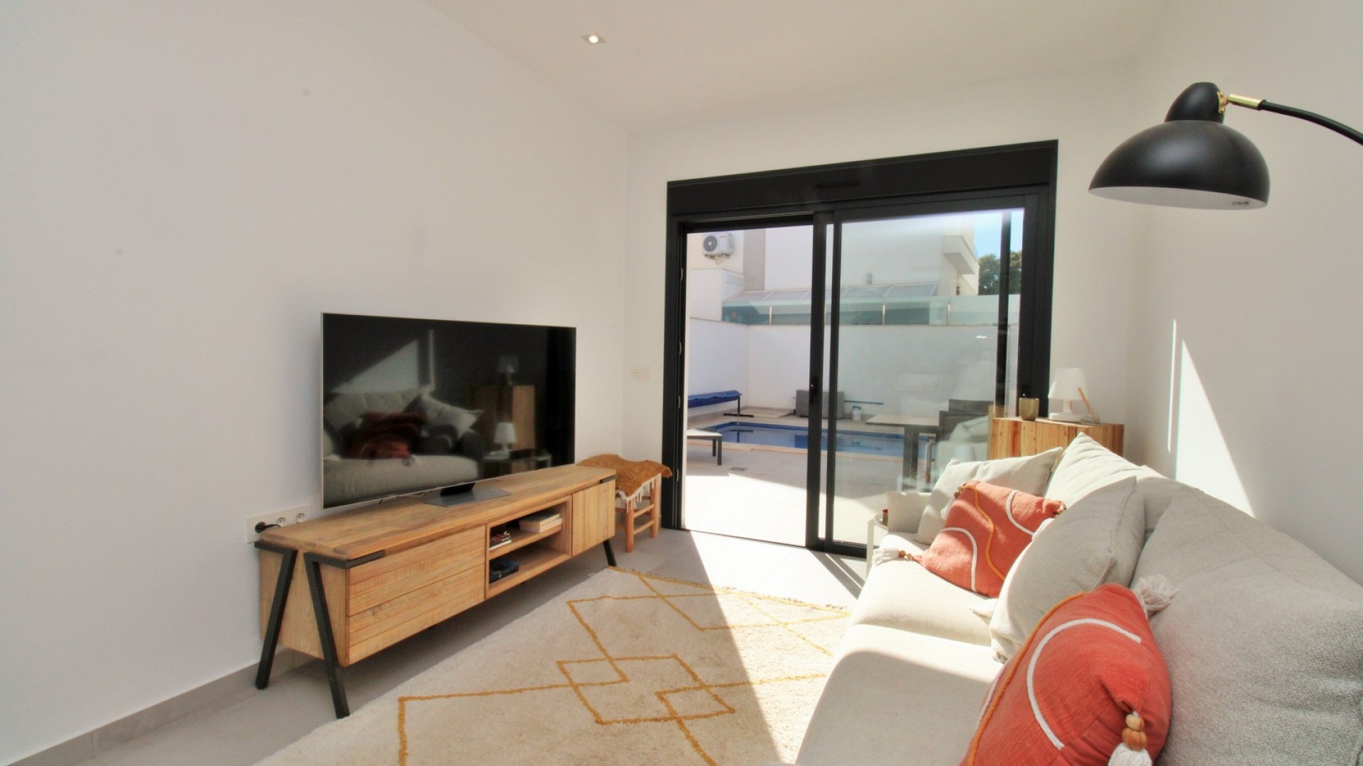 Sale - Town house -
Pilar de la Horadada