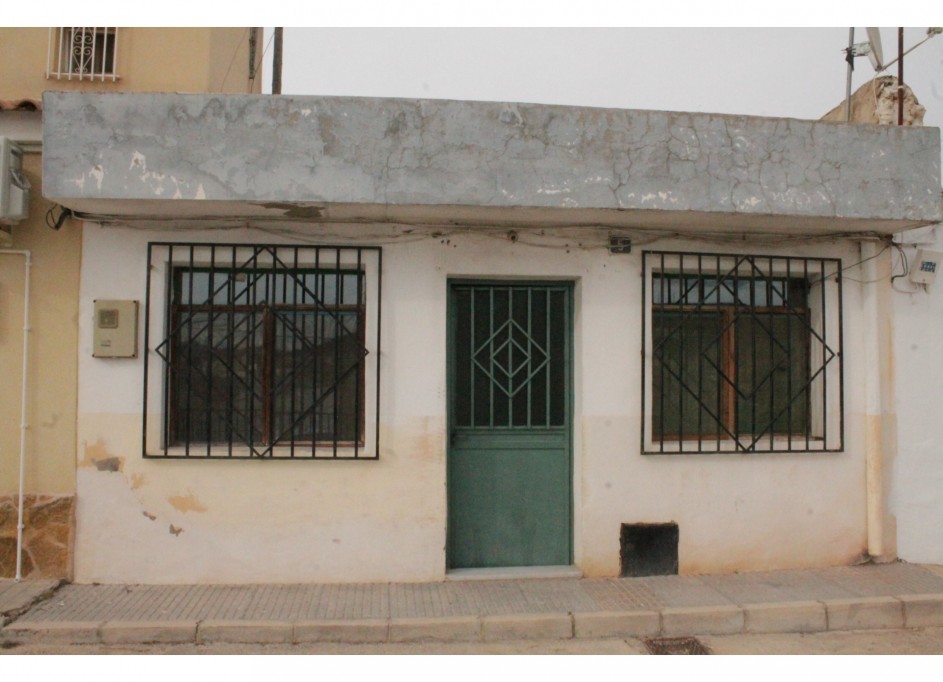 Sale - Town house -
Pinoso - Pinoso Alicante