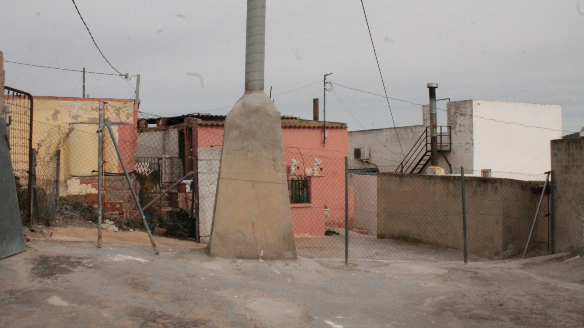 Sale - Town house -
Pinoso - Pinoso Alicante