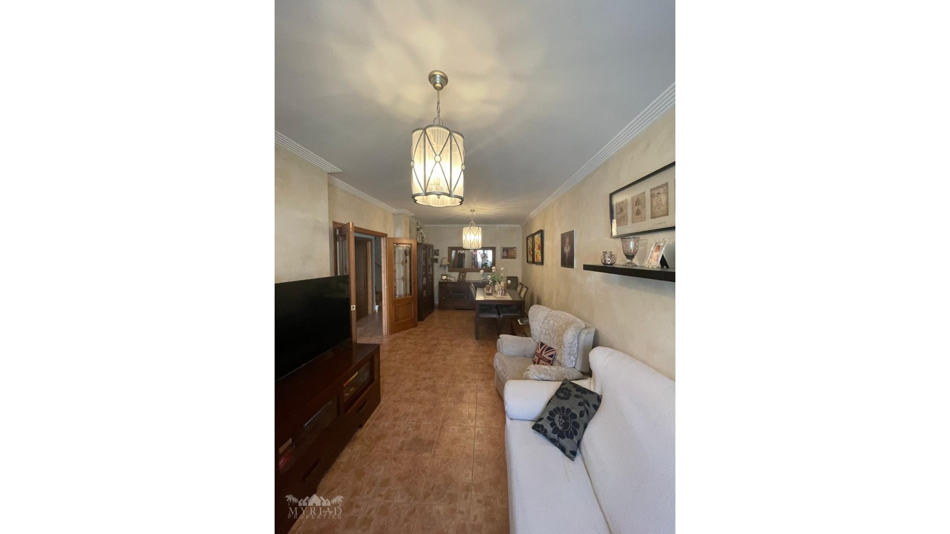 Sale - Town house -
Pinoso - Pinoso Alicante