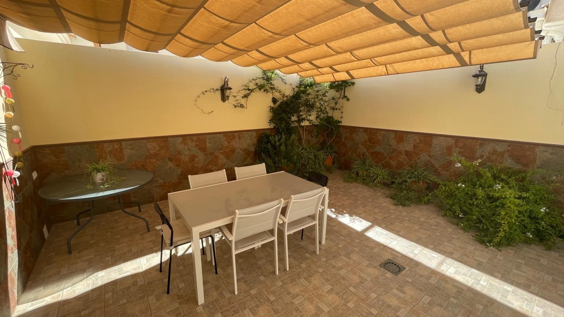 Sale - Town house -
Pinoso - Pinoso Alicante