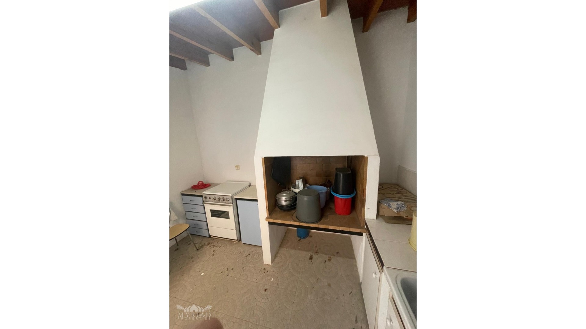 Sale - Town house -
Pinoso - Pinoso Alicante