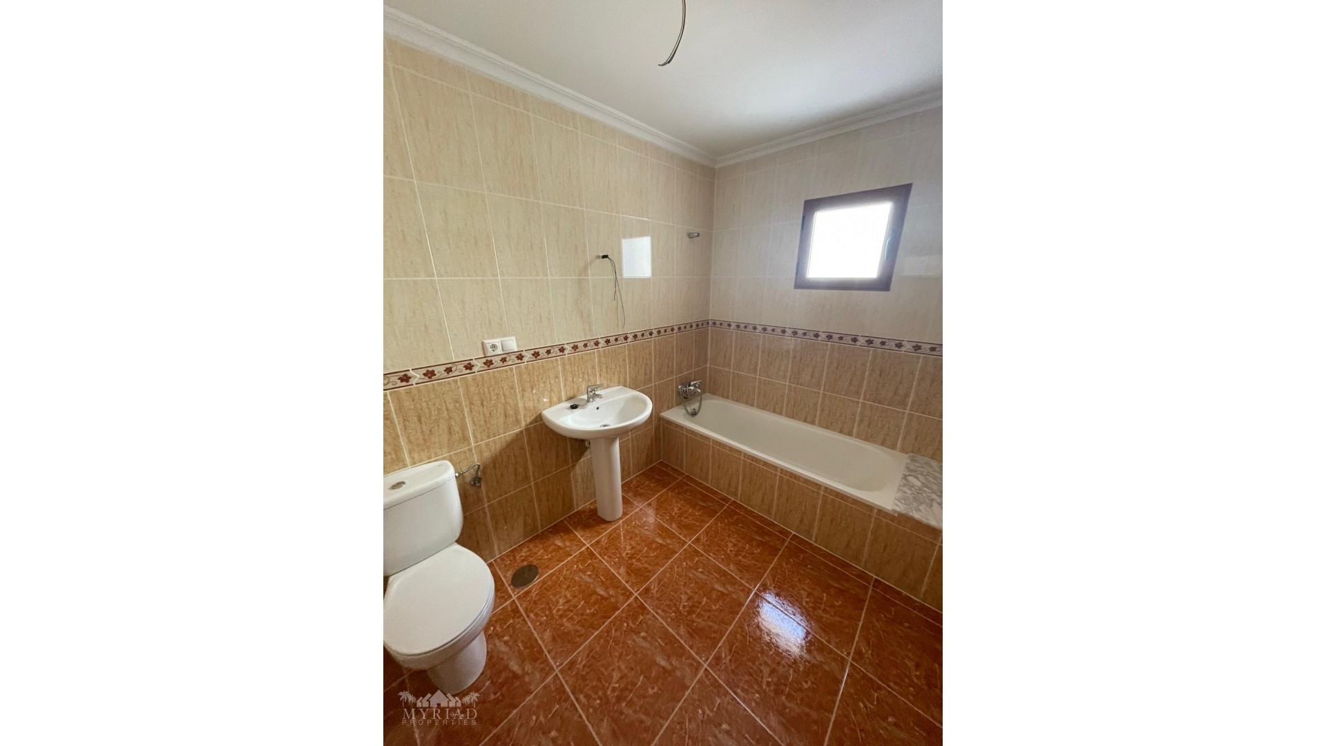 Sale - Town house -
Pinoso - Pinoso Alicante