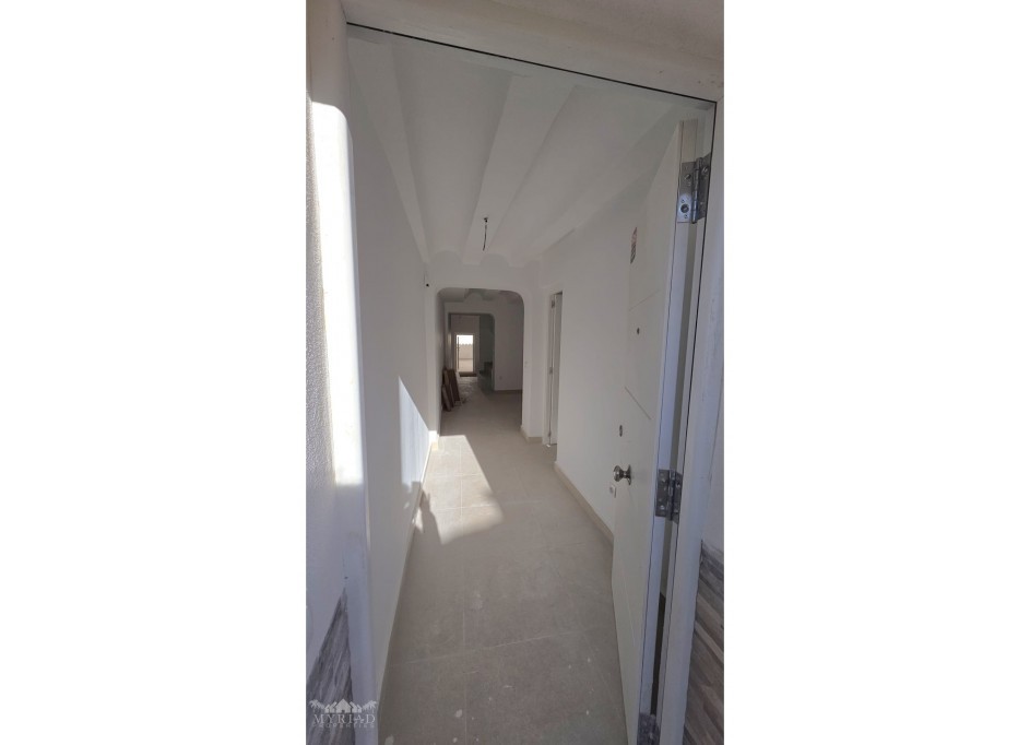 Sale - Town house -
Pinoso - Pinoso Alicante