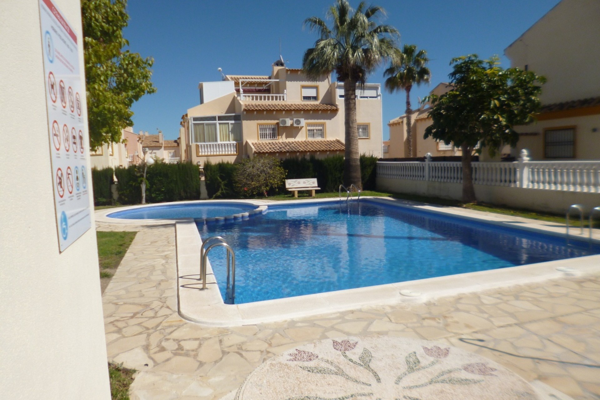 Sale - Town house -
Playa Flamenca - Costa Blanca