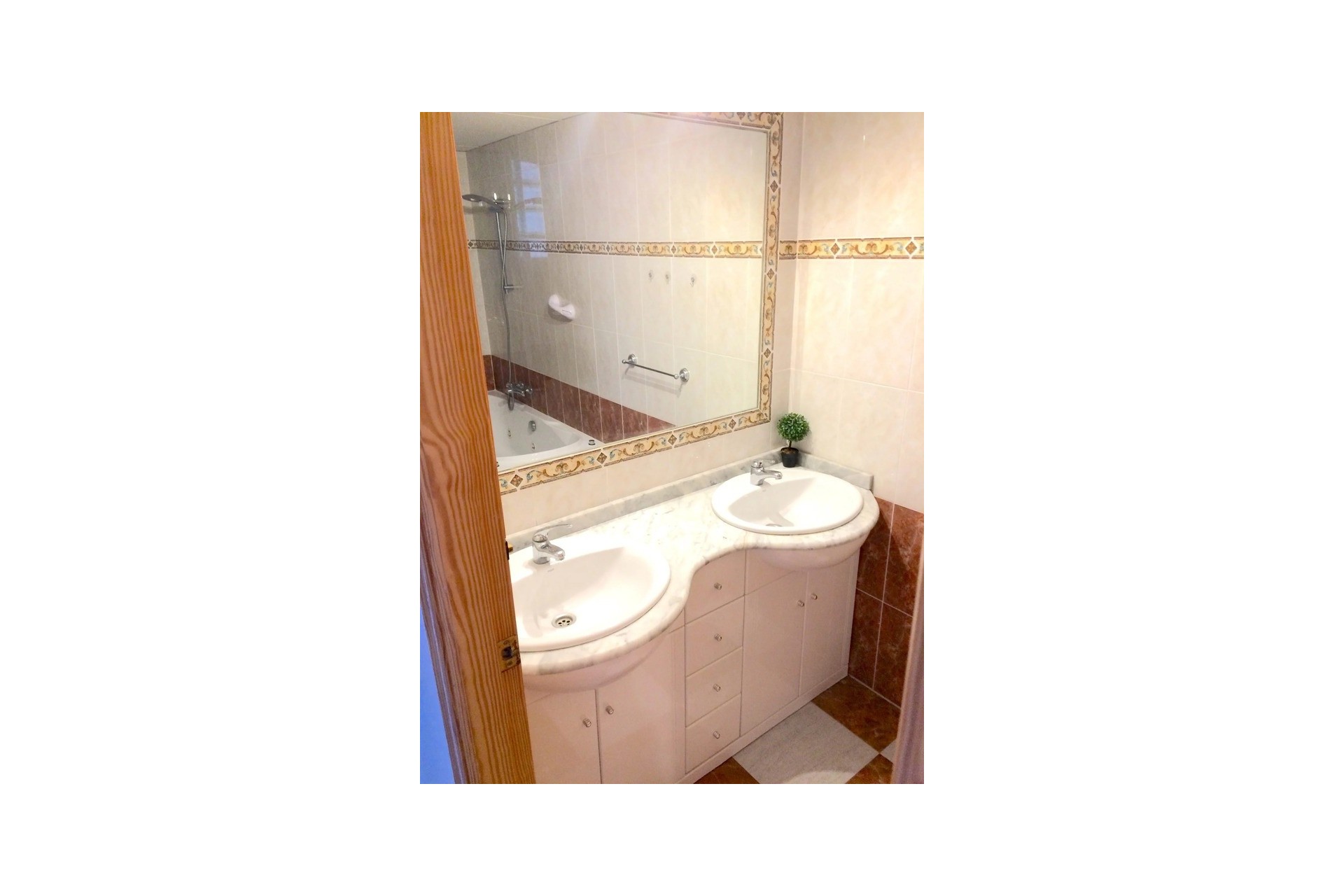 Sale - Town house -
Playa Flamenca - Costa Blanca