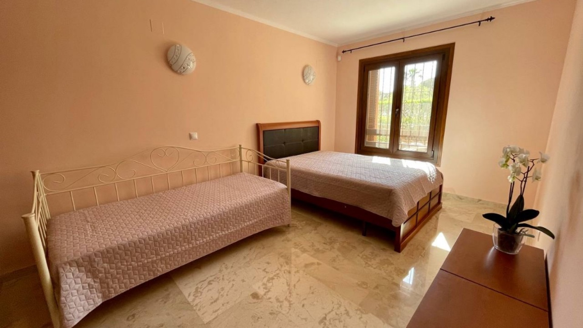 Sale - Town house -
Punta Prima