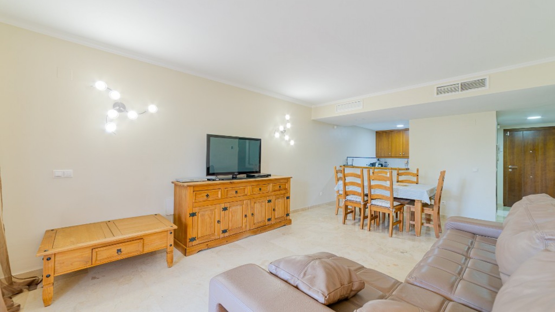 Sale - Town house -
Punta Prima