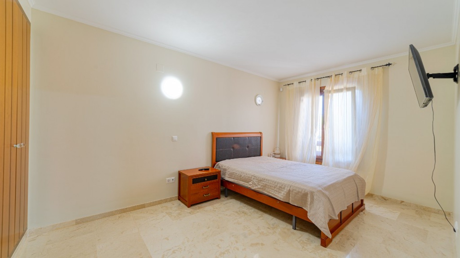 Sale - Town house -
Punta Prima
