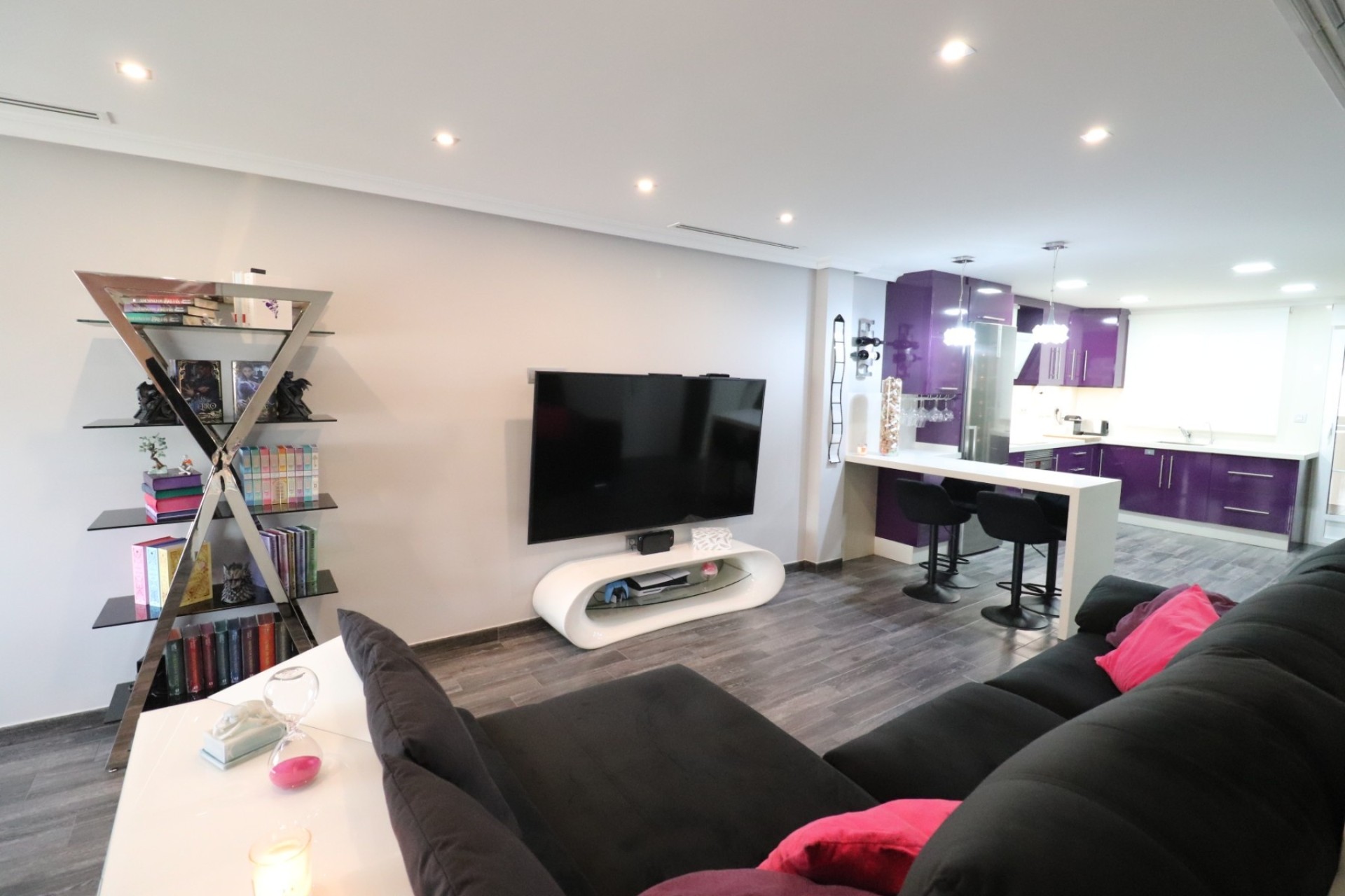 Sale - Town house -
Redovan - Redovan - Town