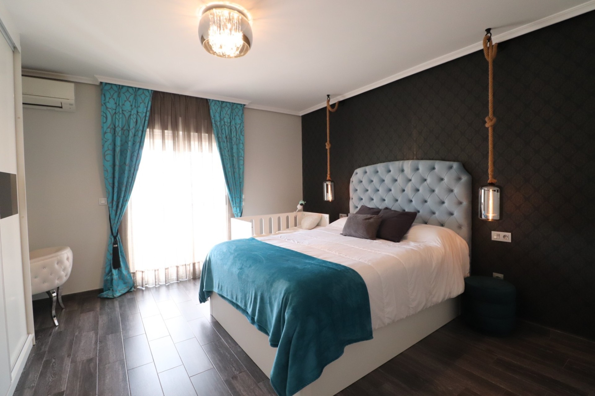 Sale - Town house -
Redovan - Redovan - Town