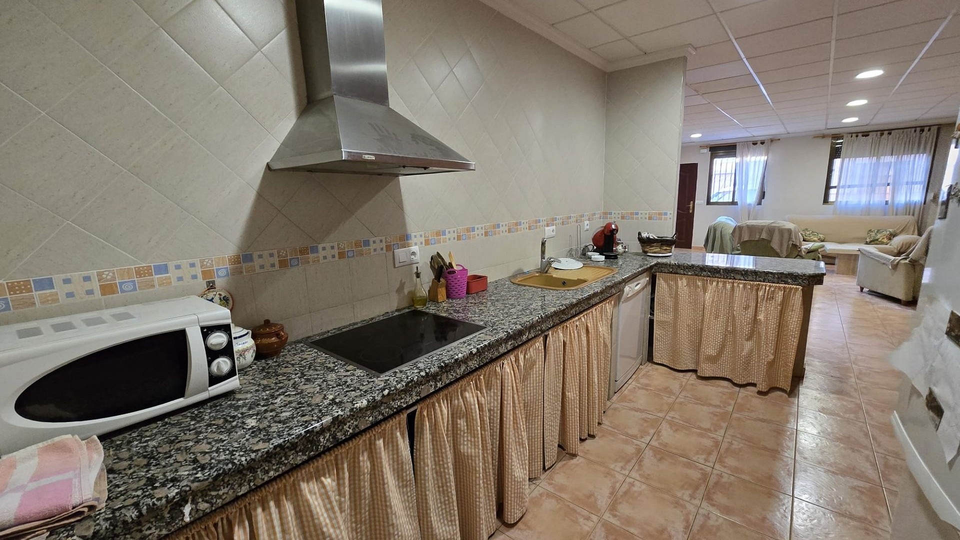 Sale - Town house -
Salinas