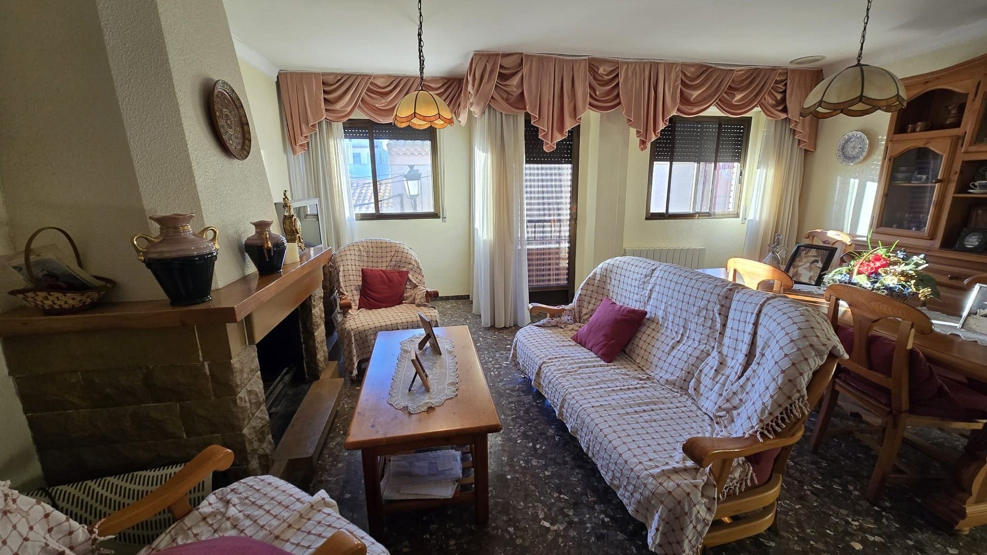 Sale - Town house -
Salinas