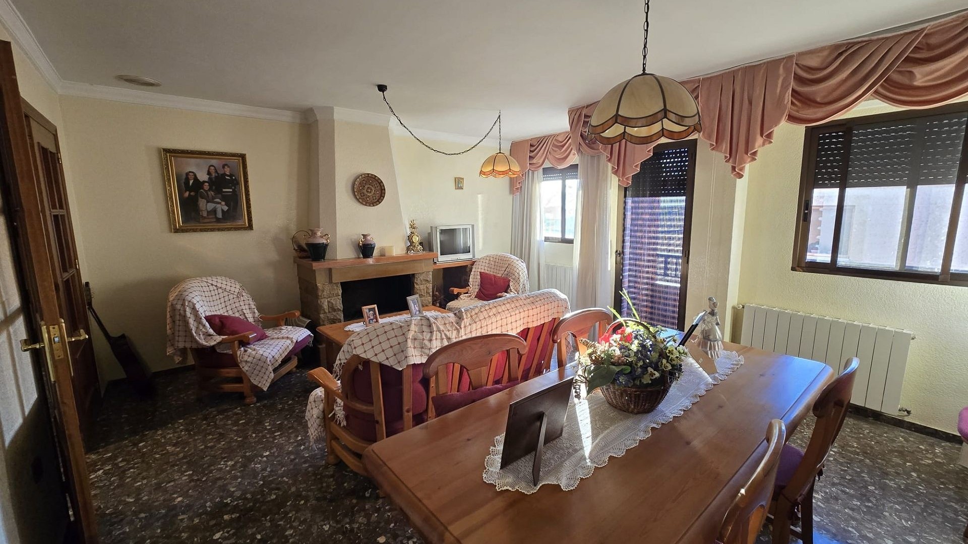 Sale - Town house -
Salinas