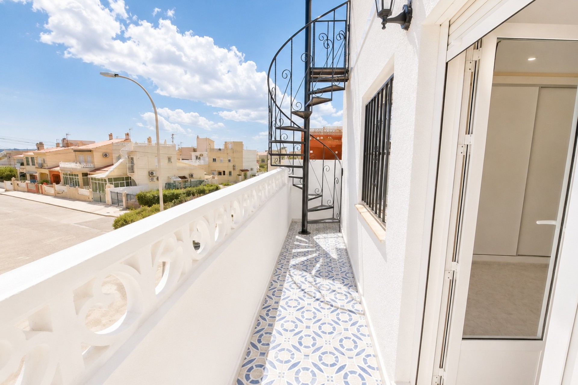 Sale - Town house -
San Fulgencio - La Marina