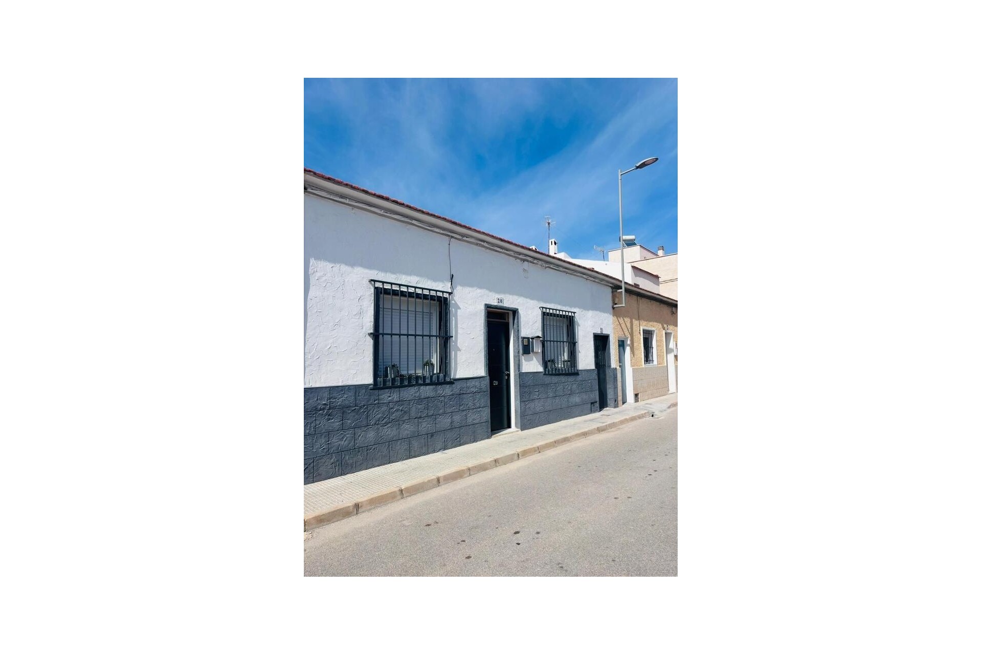 Sale - Town house -
San Miguel de Salinas - Inland
