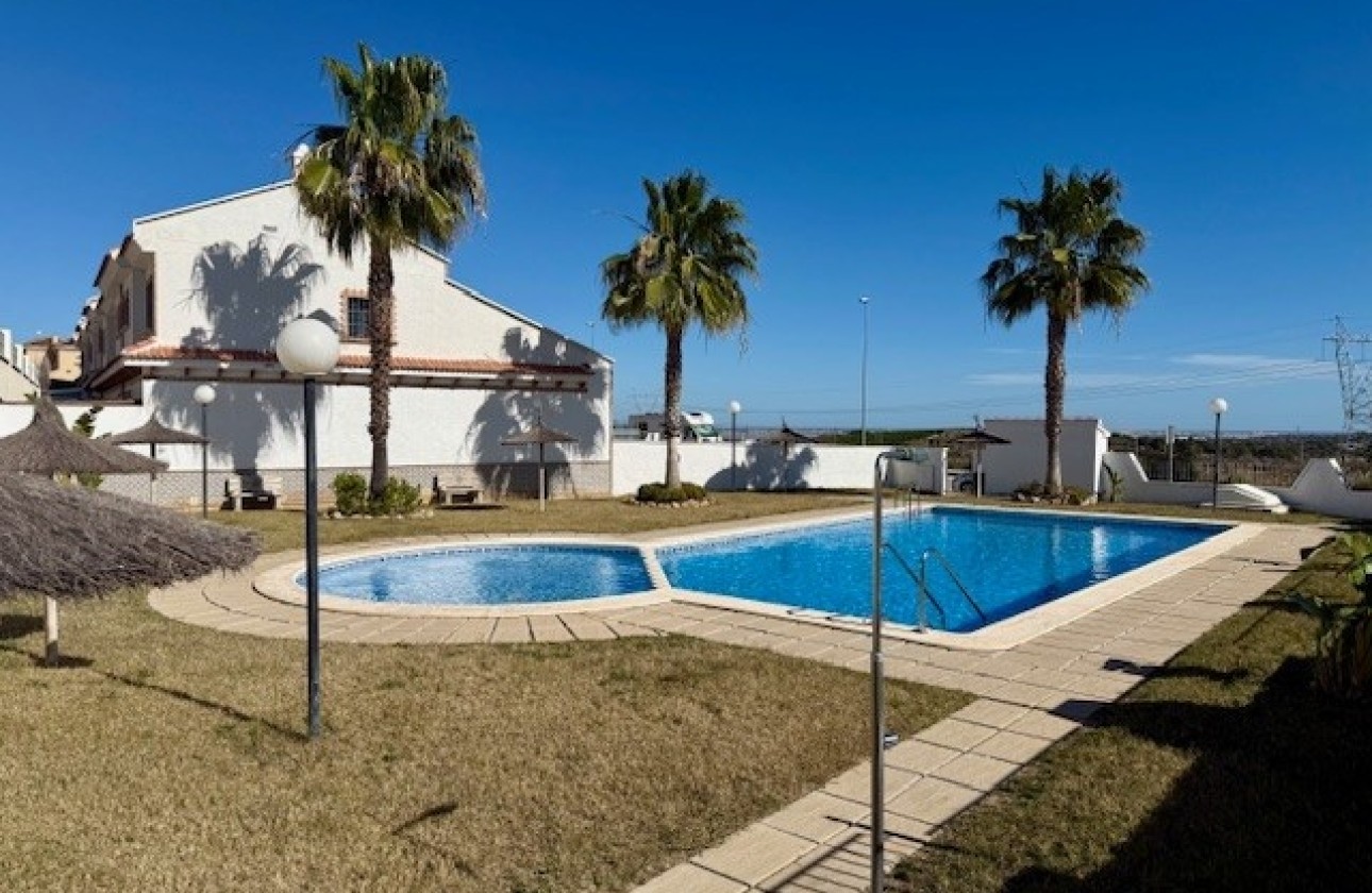 Sale - Town house -
San Miguel de Salinas - Inland