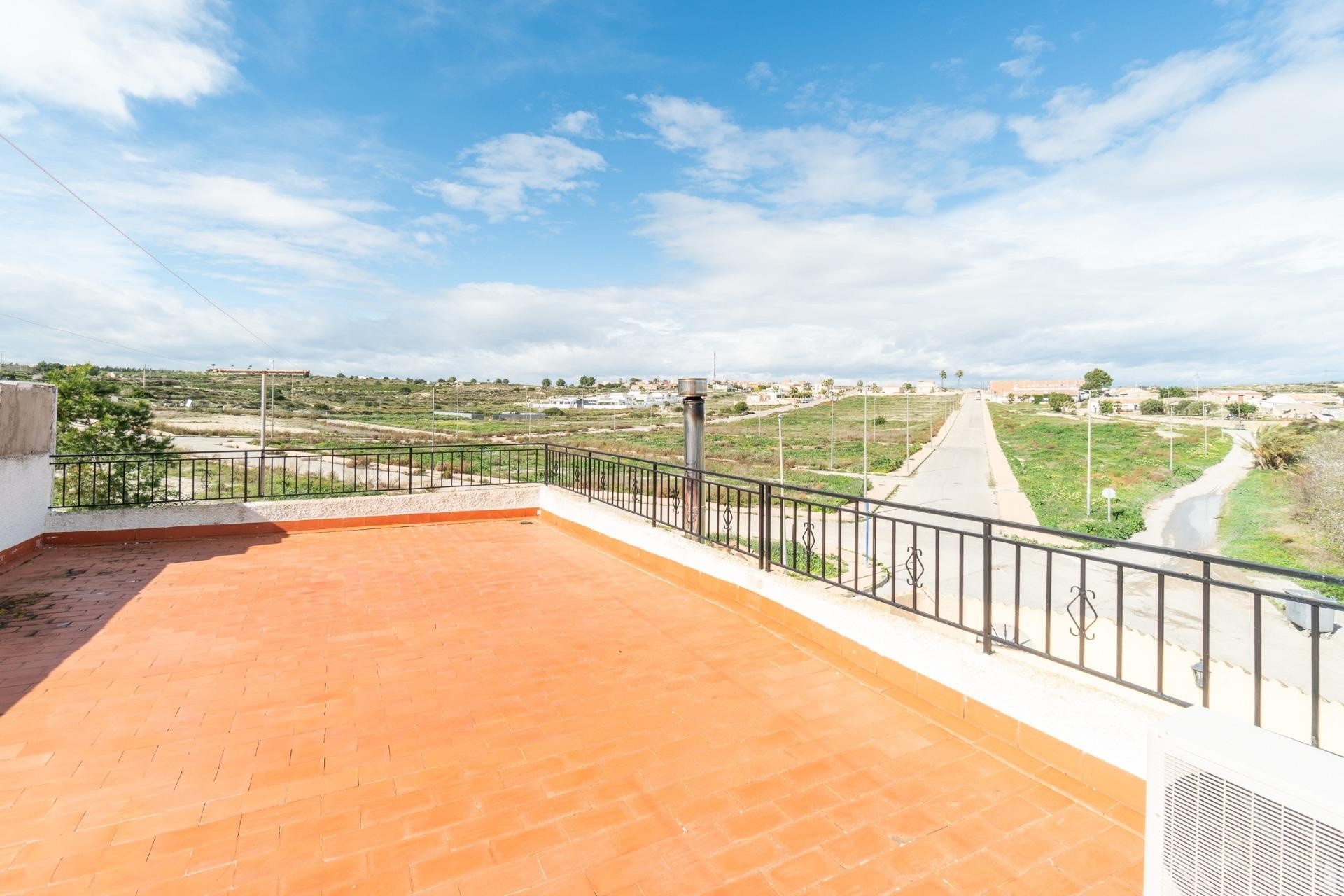 Sale - Town house -
San Miguel de Salinas - Torremendo
