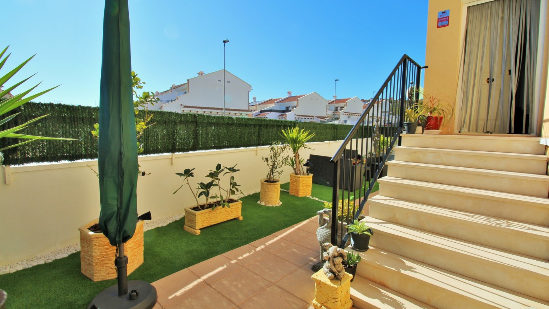 Sale - Town house -
San Miguel de Salinas