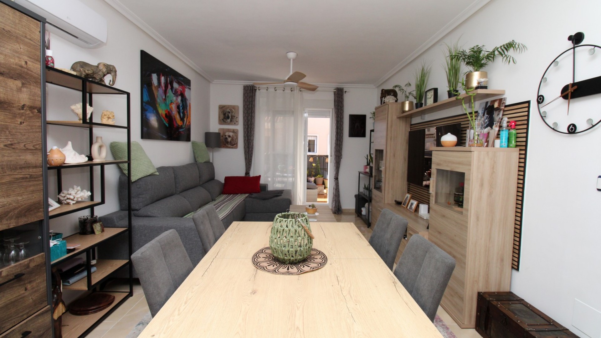 Sale - Town house -
San Miguel de Salinas