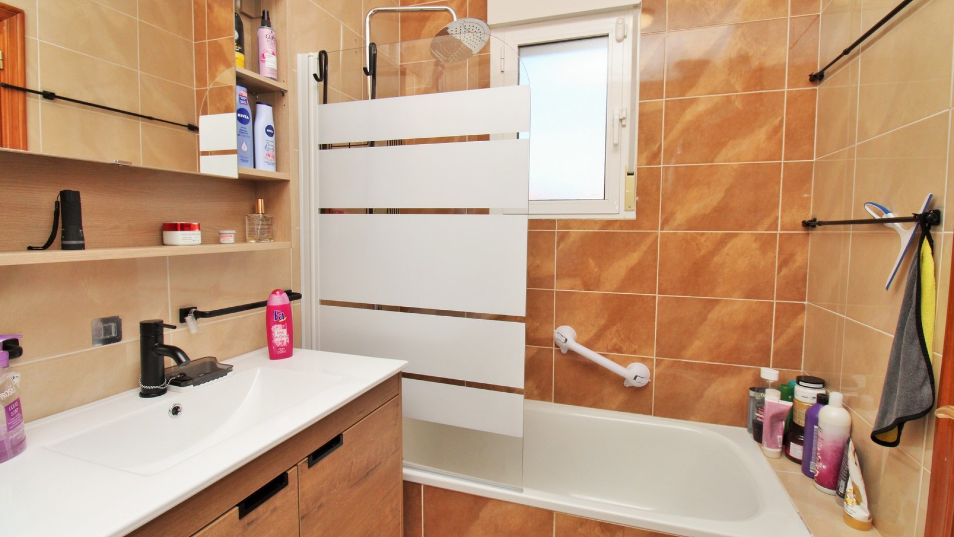 Sale - Town house -
San Miguel de Salinas