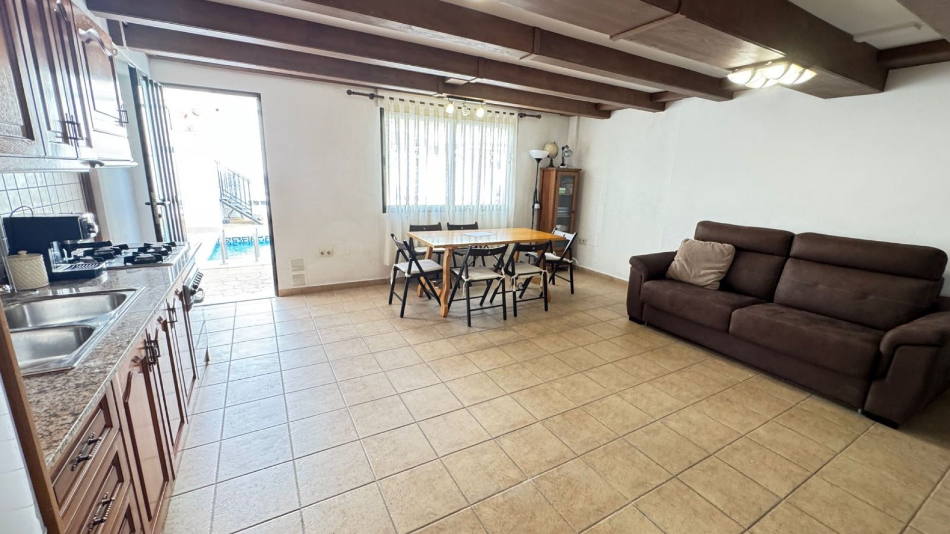 Sale - Town house -
San Miguel de Salinas