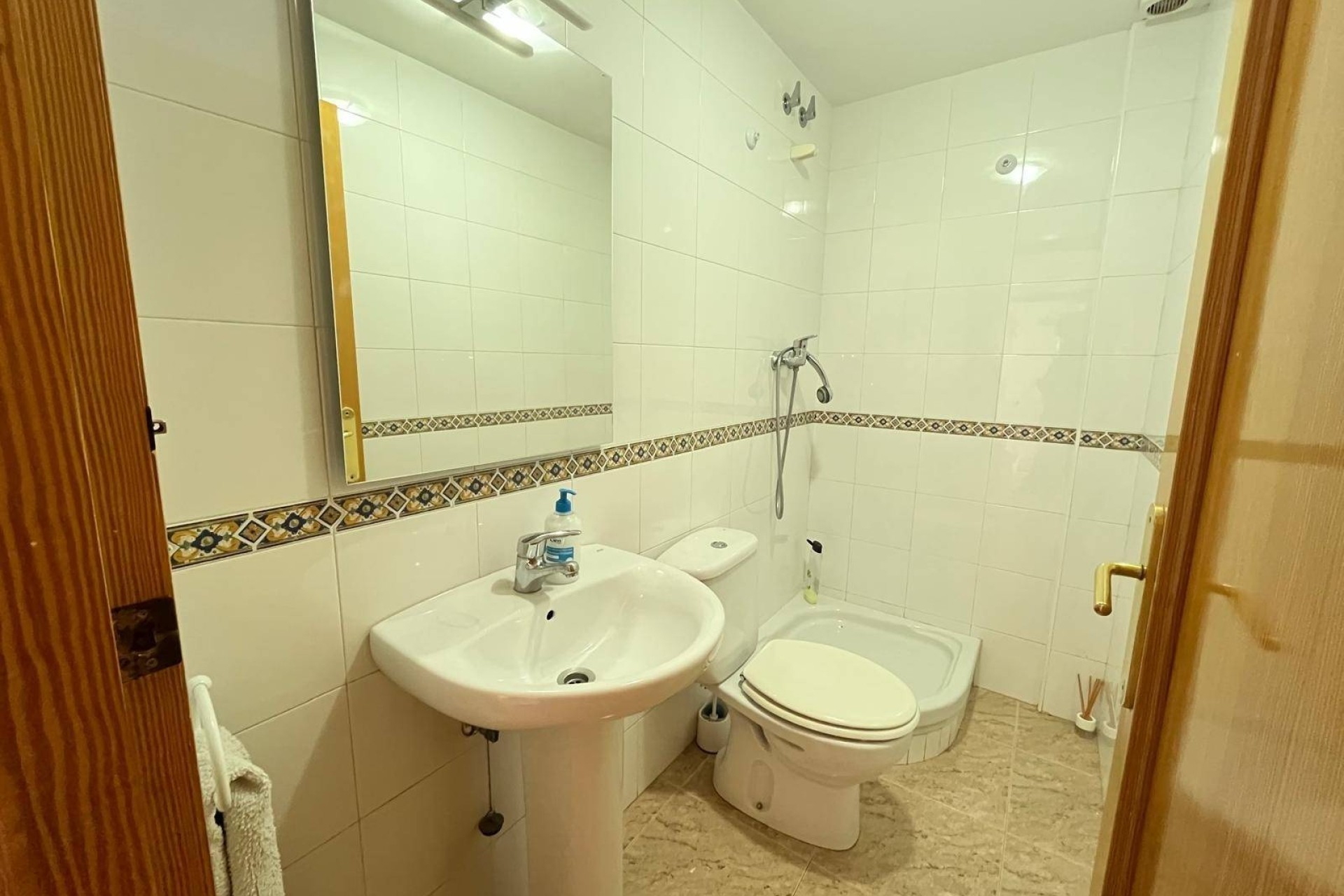 Sale - Town house -
Santiago de la ribera - San blas