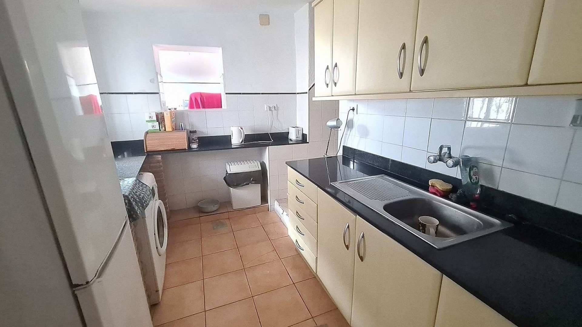 Sale - Town house -
SAX