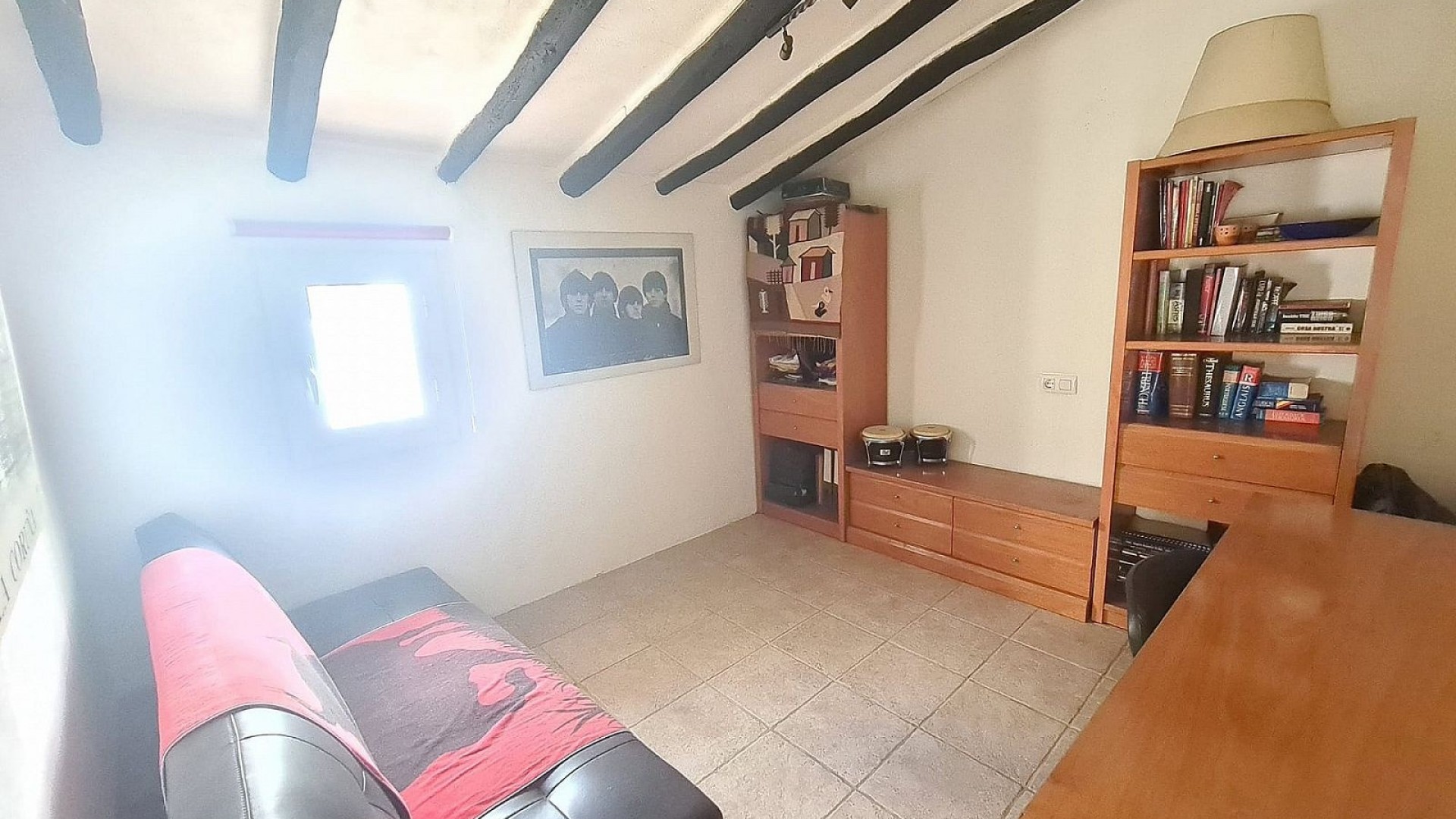 Sale - Town house -
SAX