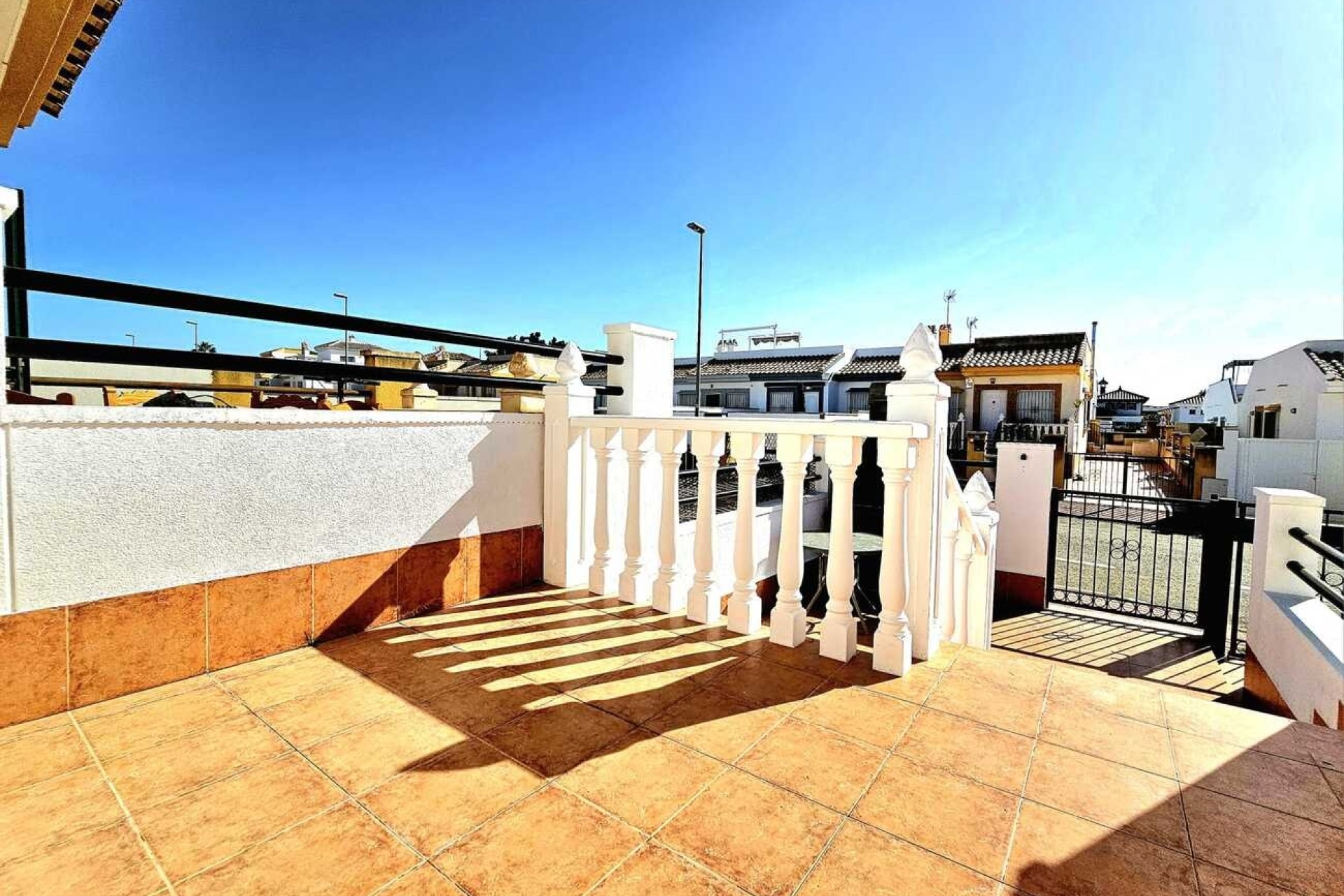 Sale - Town house -
Sucina