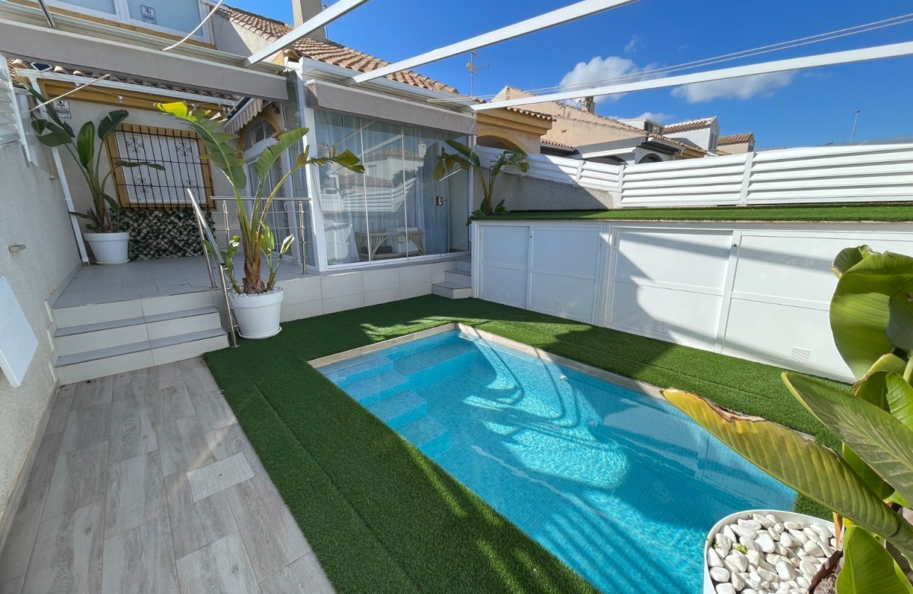 Sale - Town house -
Torre de La Horadada - Torre de La Horadada - Town