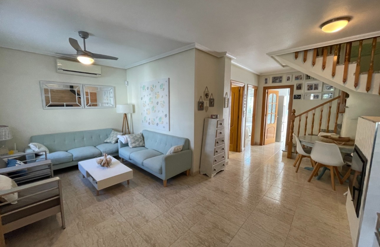 Sale - Town house -
Torre de La Horadada - Torre de La Horadada - Town