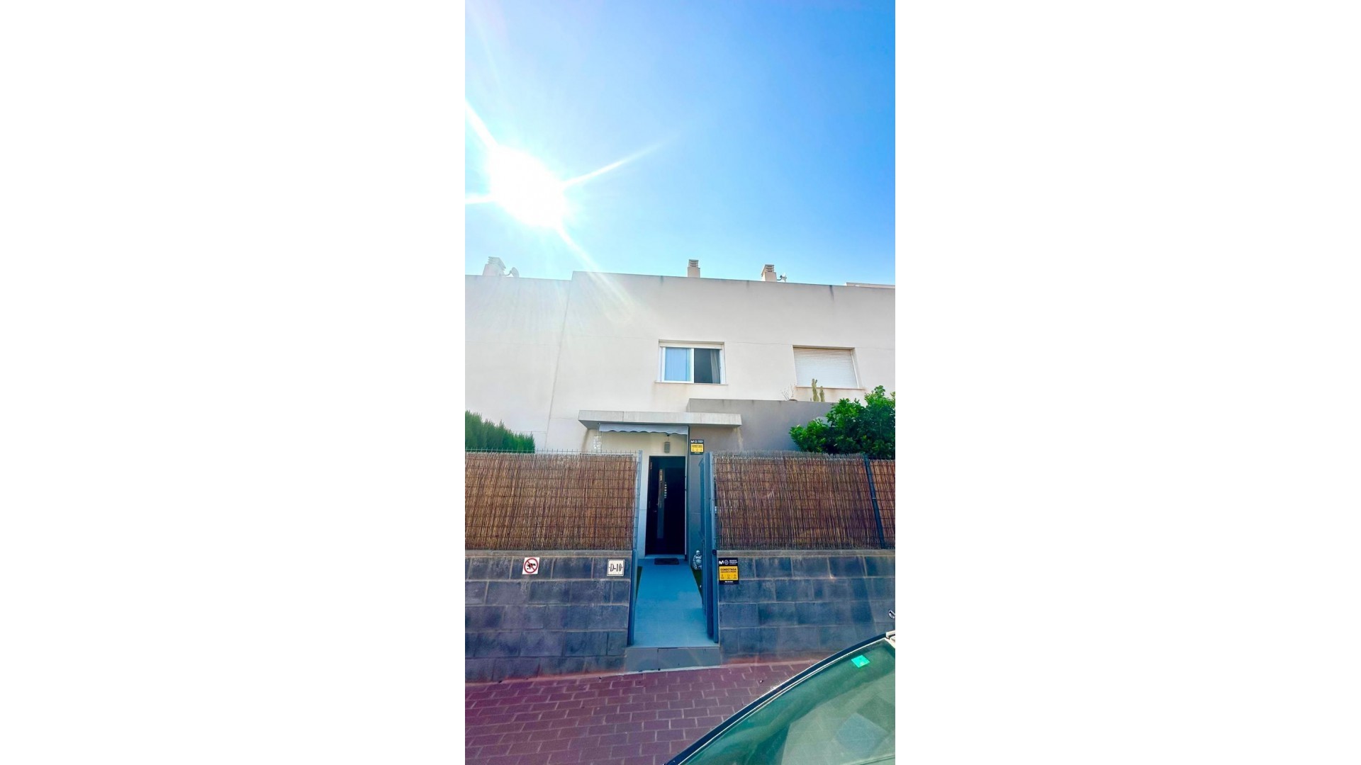 Sale - Town house -
Torrevieja - Aguas Nuevas