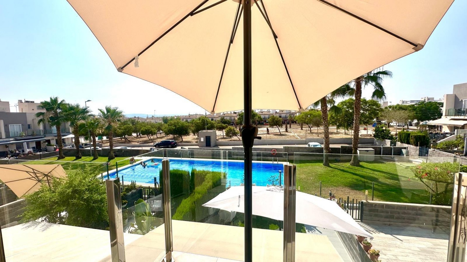 Sale - Town house -
Torrevieja - Aguas Nuevas