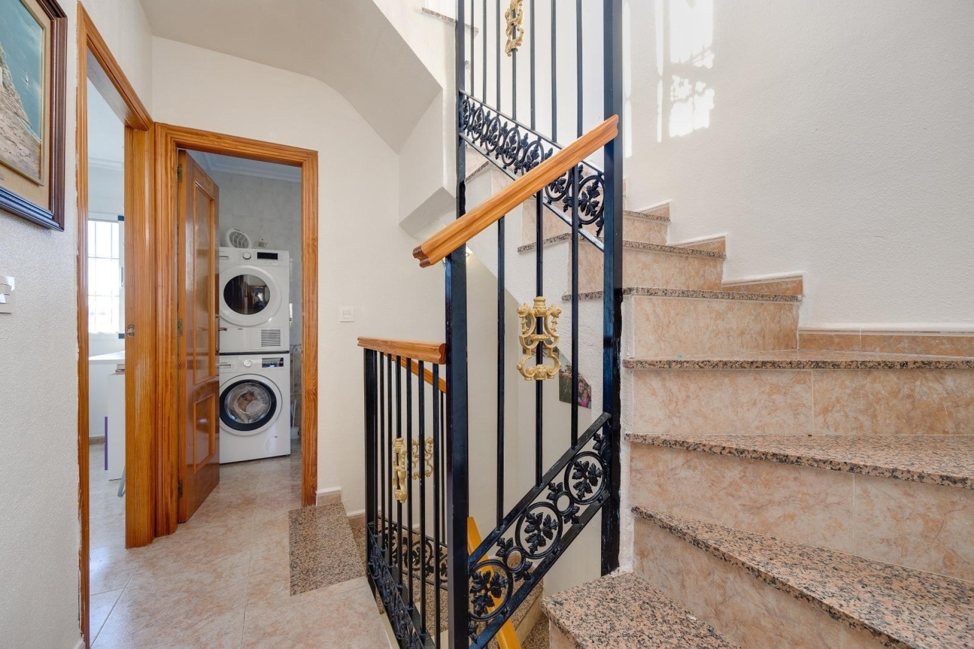 Sale - Town house -
Torrevieja - Aguas Nuevas