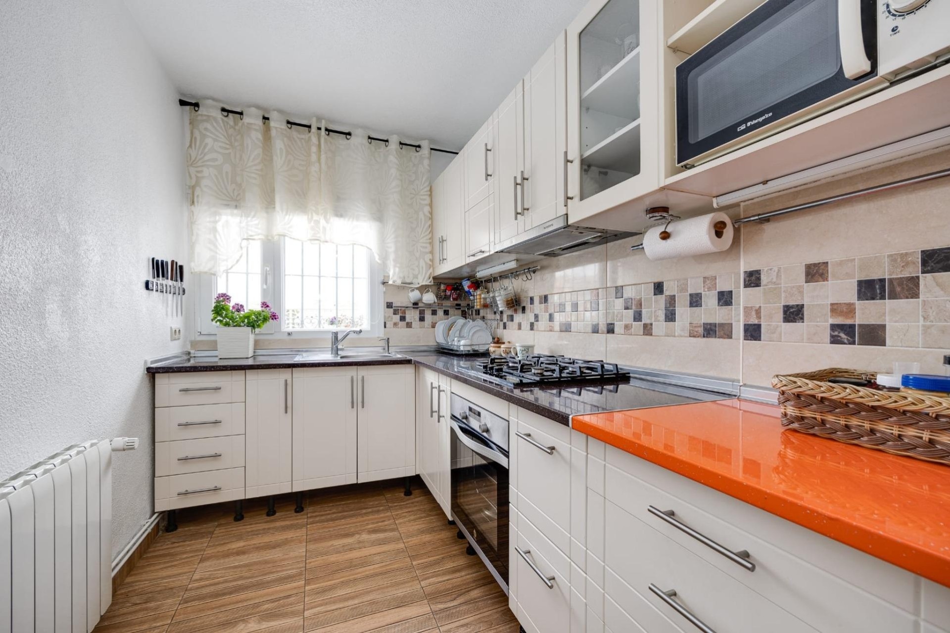 Sale - Town house -
Torrevieja - Calas blanca