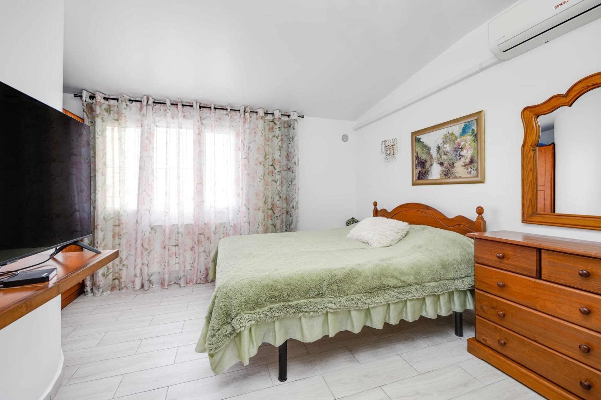 Sale - Town house -
Torrevieja - Calas blanca