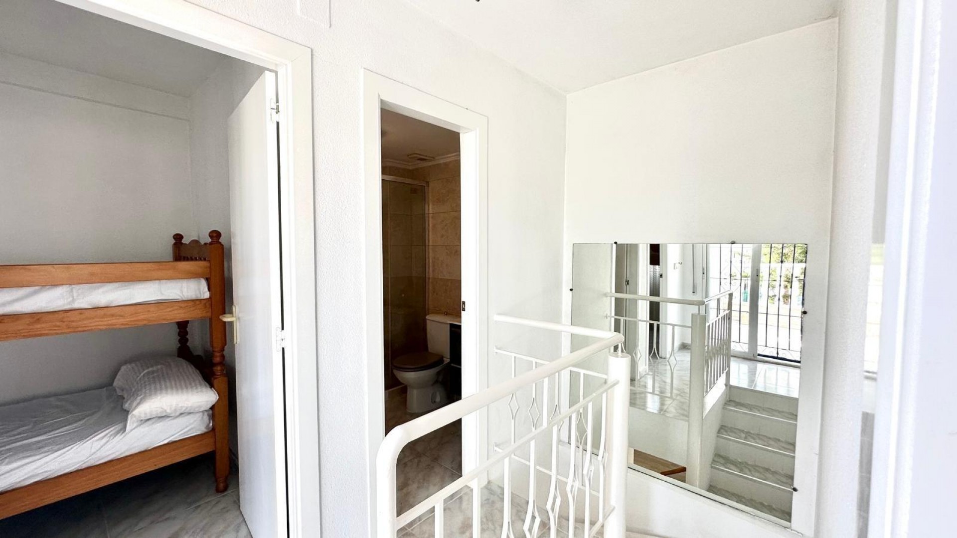 Sale - Town house -
Torrevieja - Carrefour