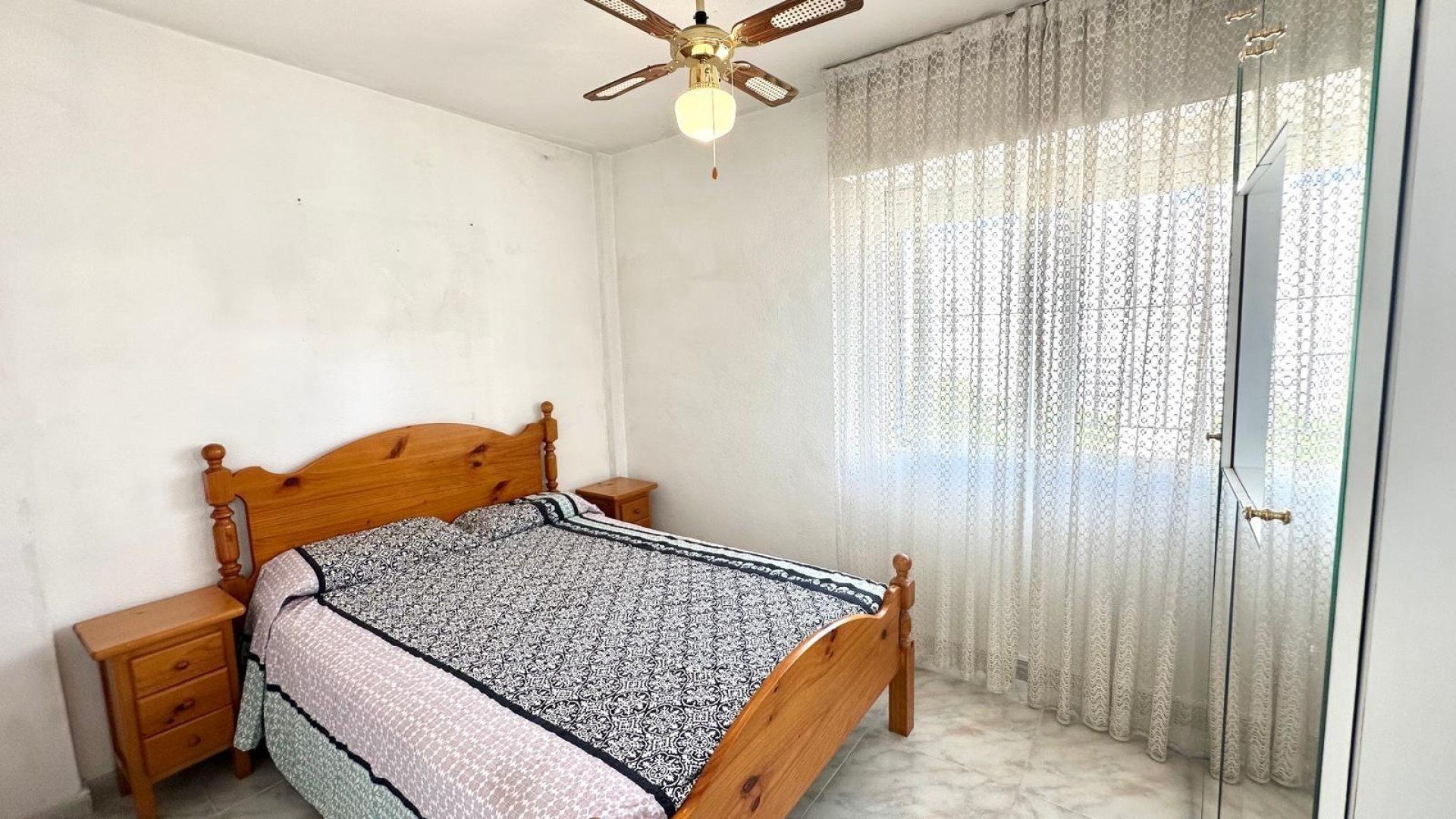 Sale - Town house -
Torrevieja - Carrefour