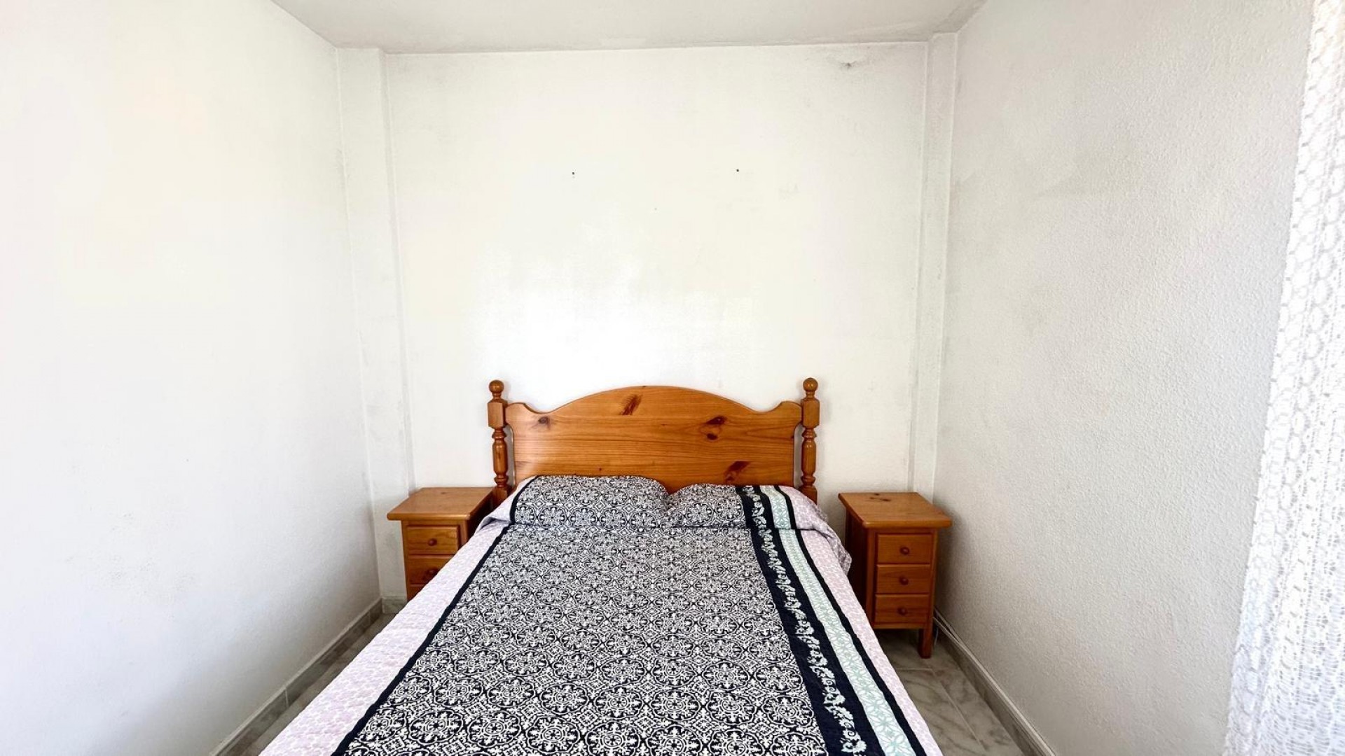 Sale - Town house -
Torrevieja - Carrefour