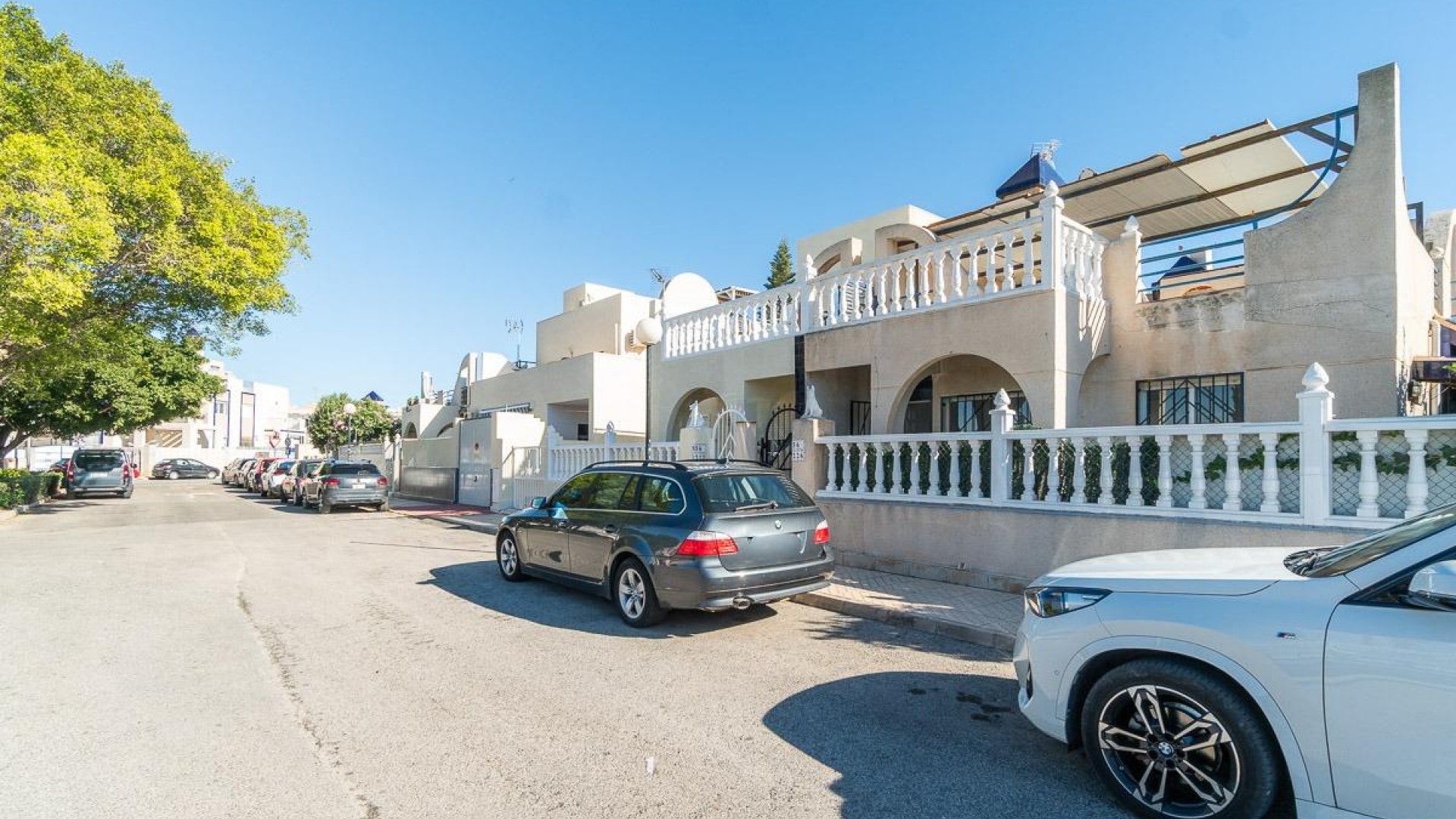 Sale - Town house -
Torrevieja - Carrefour