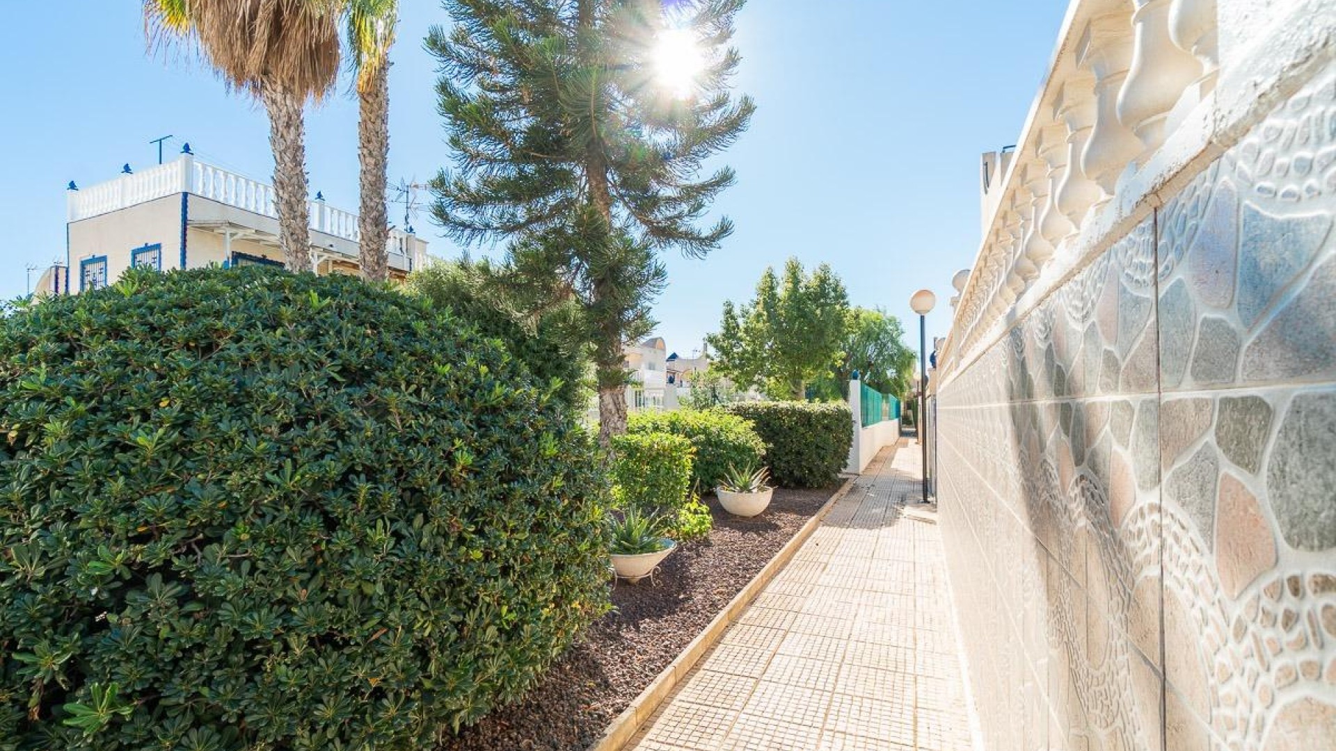Sale - Town house -
Torrevieja - Carrefour