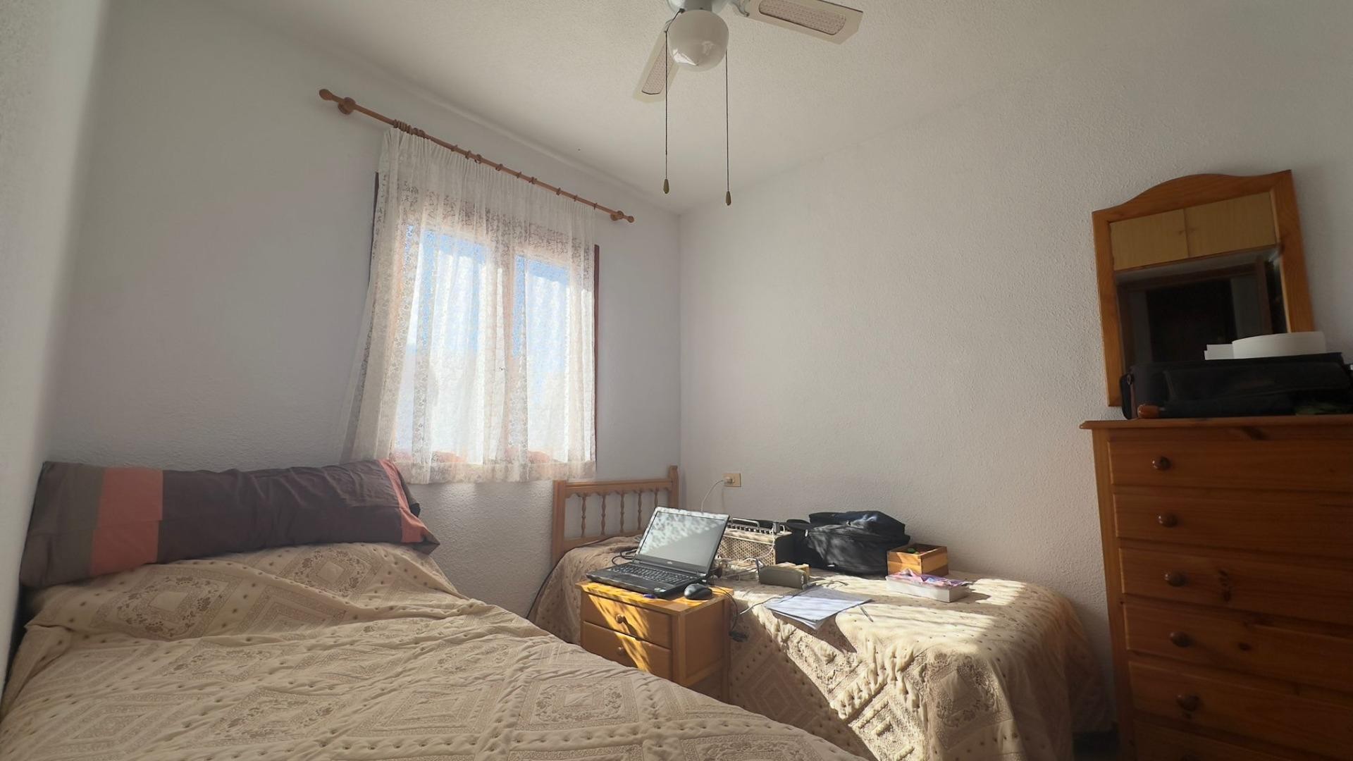 Sale - Town house -
Torrevieja - Centro