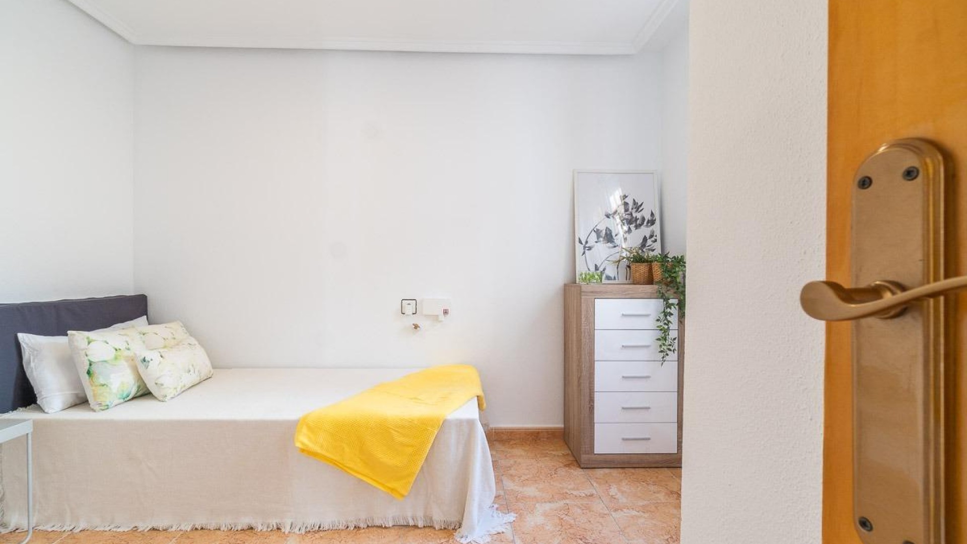 Sale - Town house -
Torrevieja - El limonar