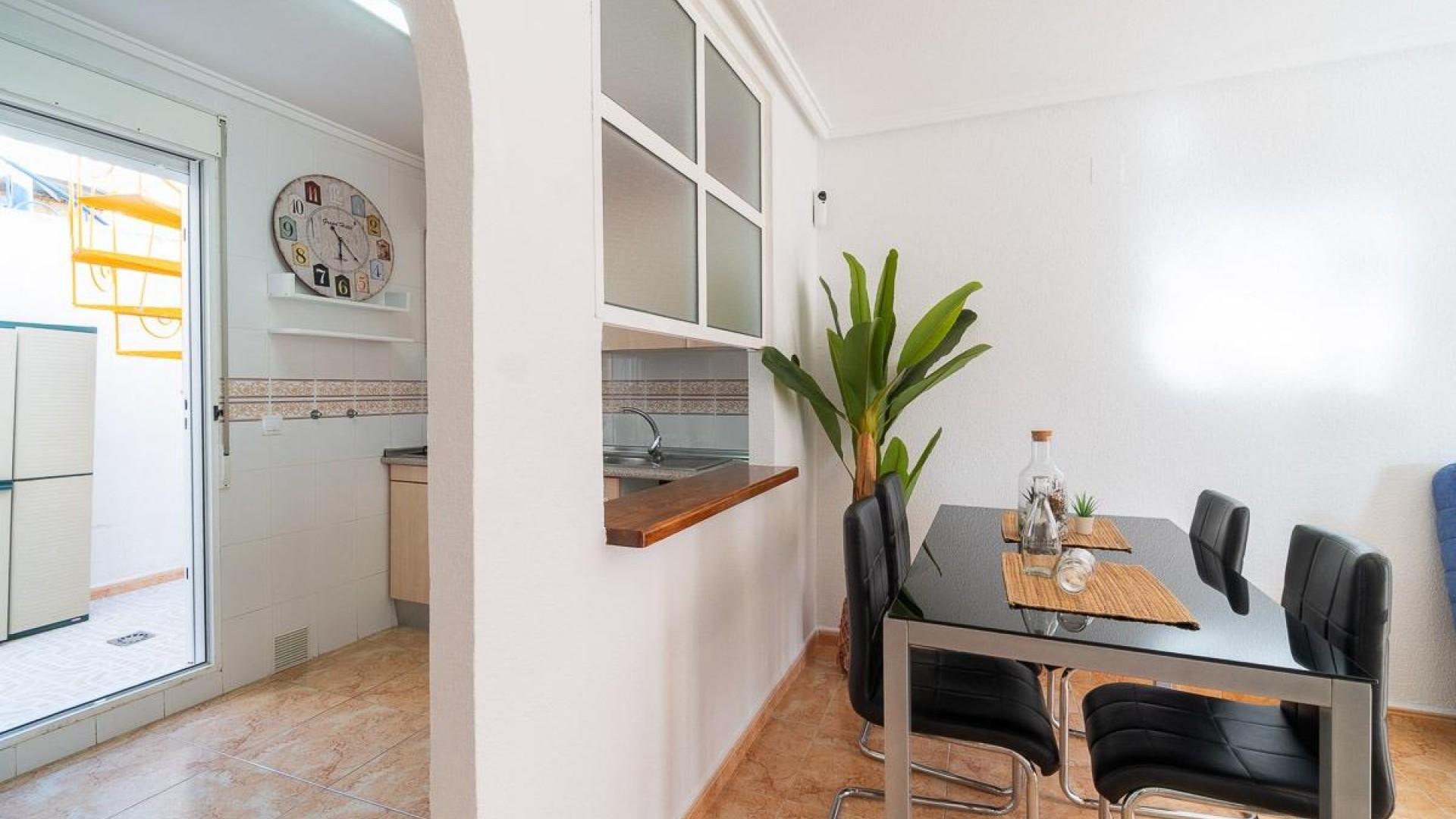 Sale - Town house -
Torrevieja - El limonar