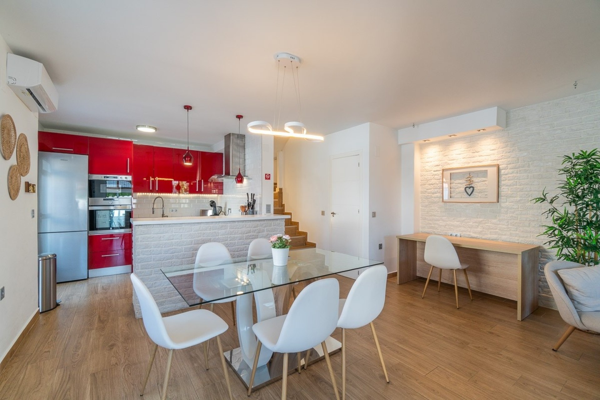 Sale - Town house -
Torrevieja - El Limonar