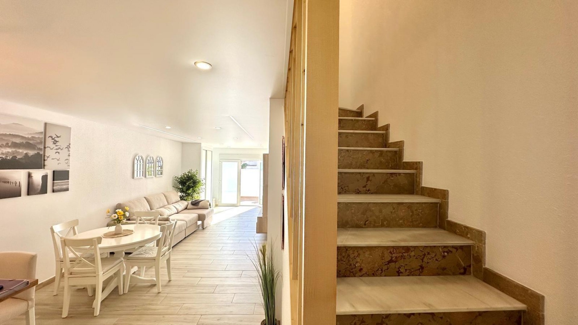 Sale - Town house -
Torrevieja - Estacion de autobuses