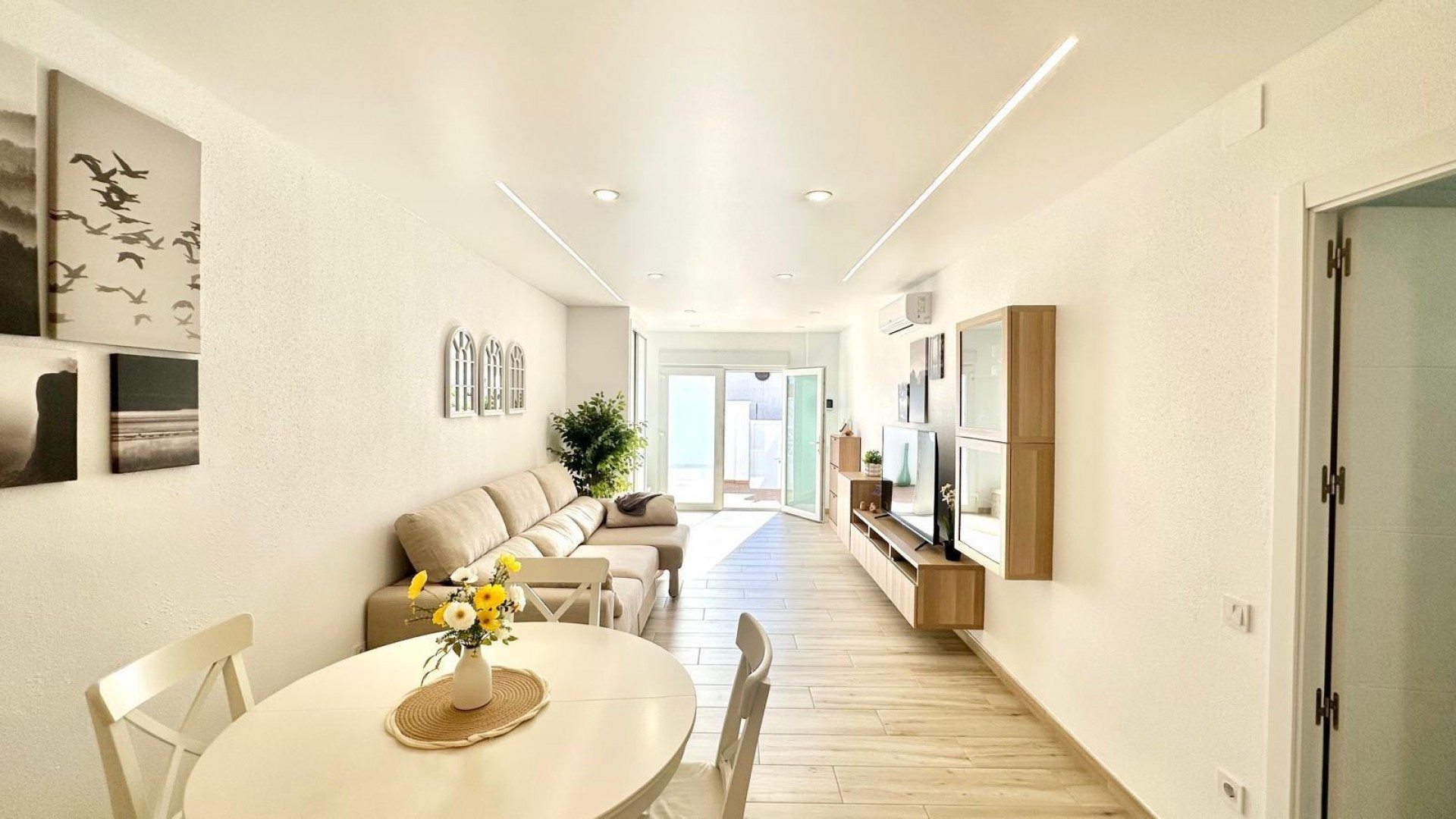 Sale - Town house -
Torrevieja - Estacion de autobuses